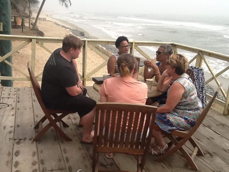 Anomabo Beach Resort Anomabu Buitenkant foto